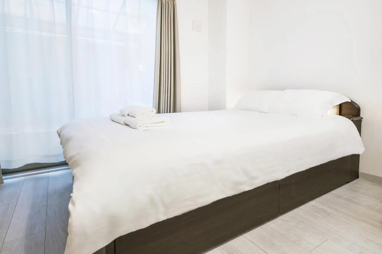Shiki Residence Shijo Karasuma 1C Kyoto