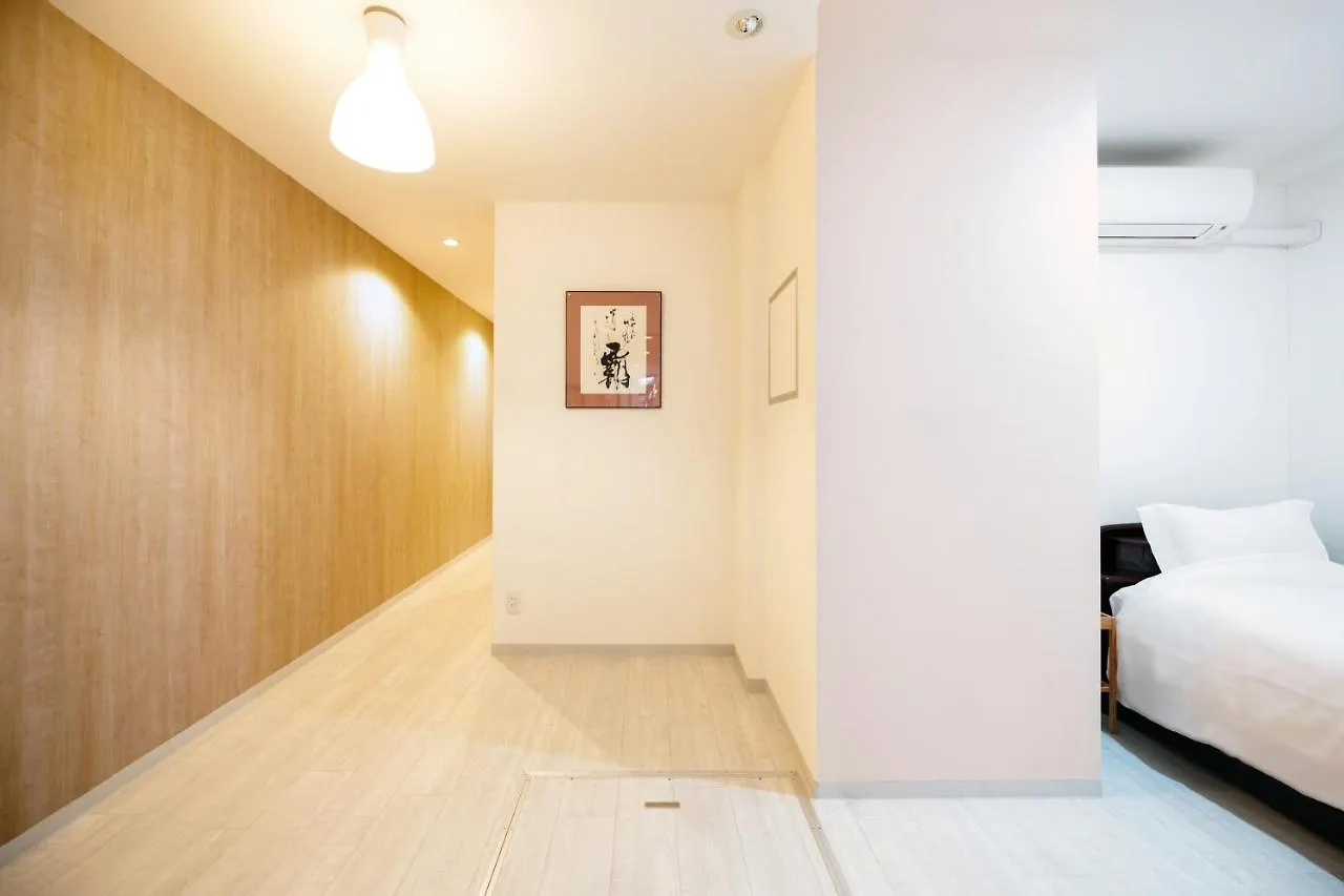 Shiki Residence Shijo Karasuma 1C Kyoto Daire